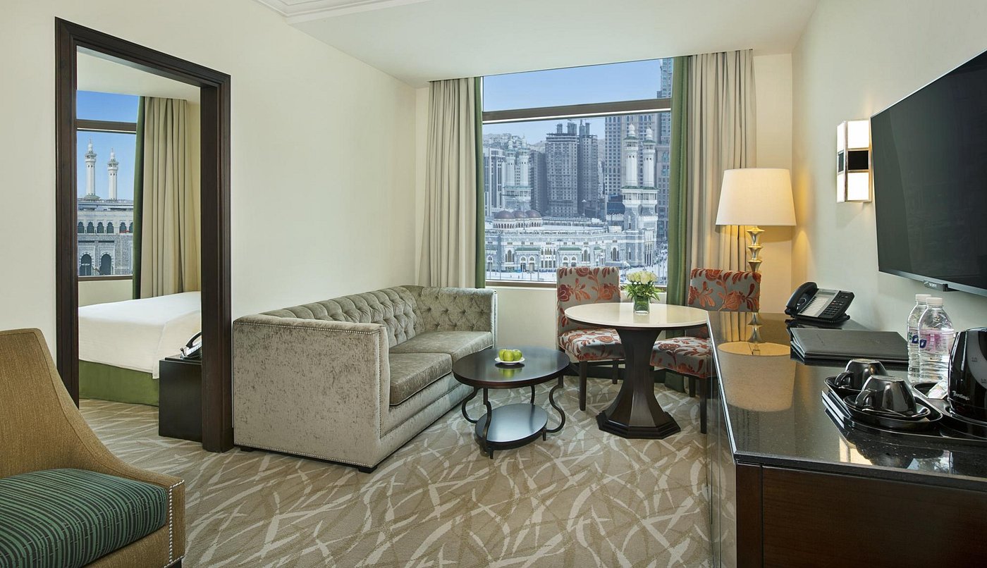 Anjum Hotel Makkah - Luxury room interior with Haram view, premium Umrah accommodation facilities and amenities