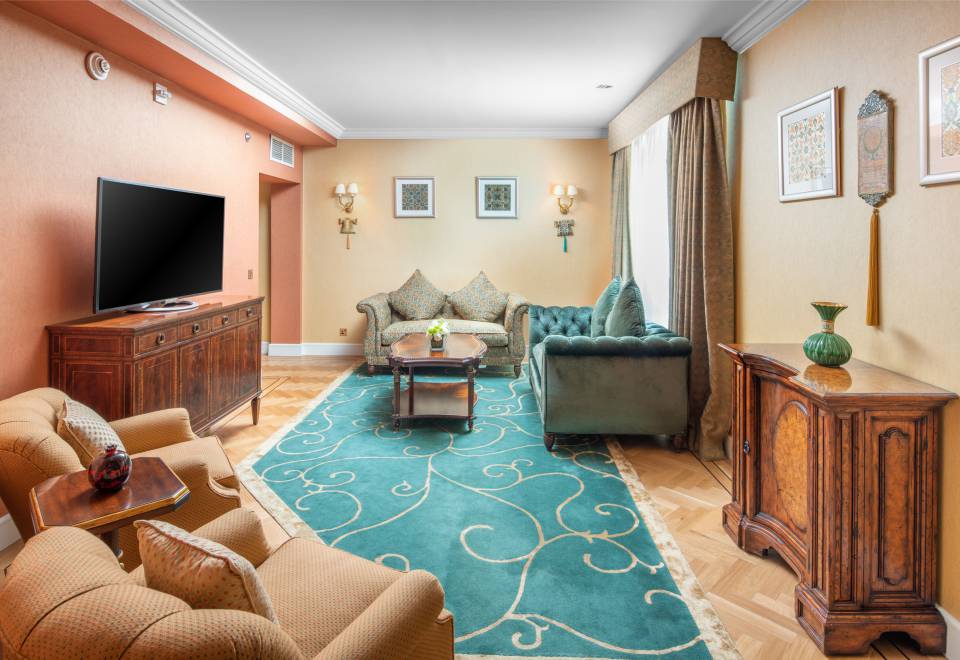 Anjum Hotel Makkah Gallery - Premium Accommodation Anjum Hotel Makkah - Luxury room interior with Haram view, premium Umrah accommodation facilities and amenities