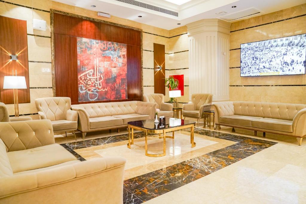 Uploaded Image 1752733804544