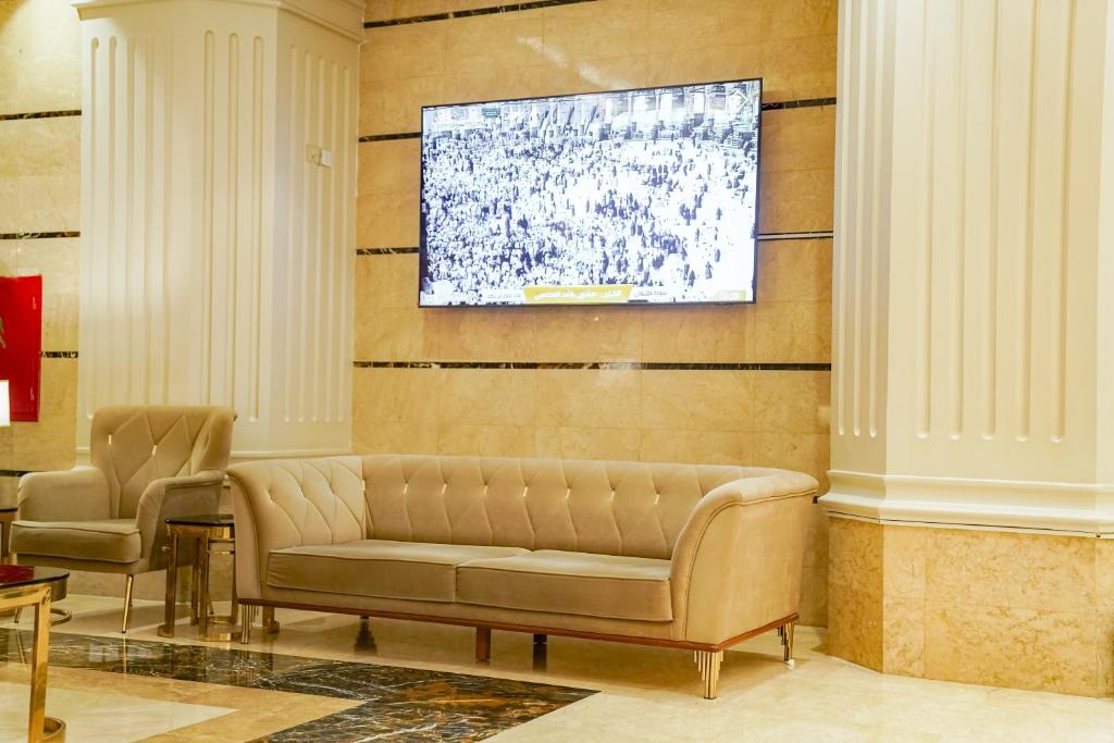 Uploaded Image 1752733808883