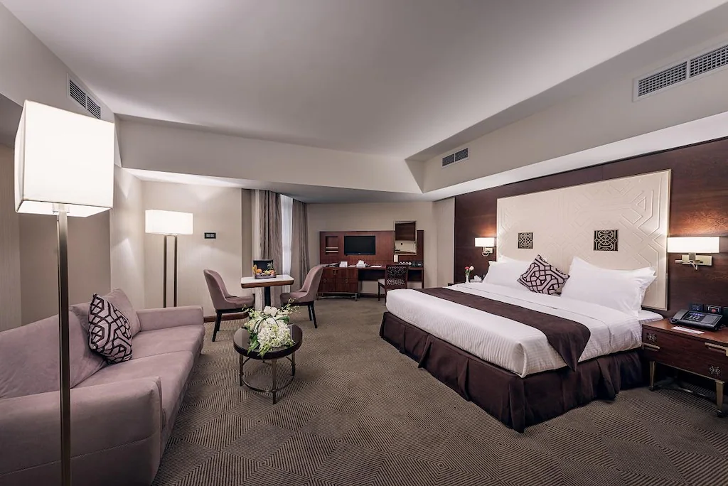 Uploaded Image 1752771643855