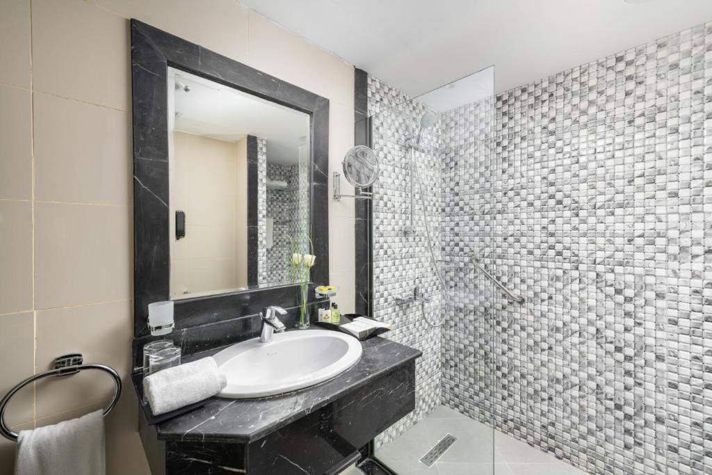 Uploaded Image 1752823445630