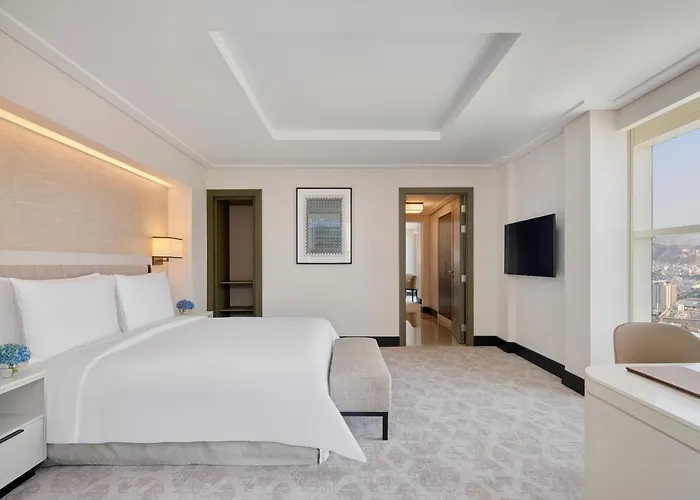 Uploaded Image 1756278537771