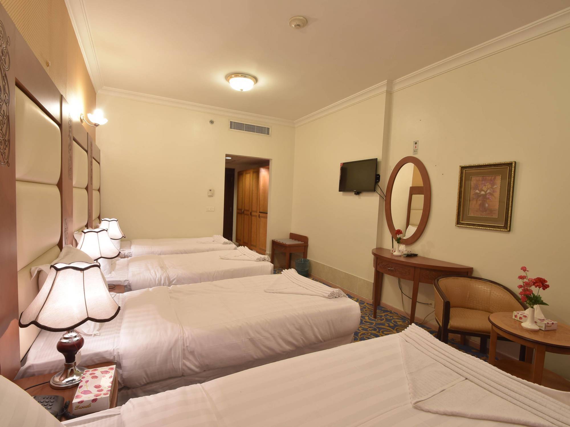 Uploaded Image 1764151915605